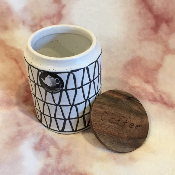 White & Black Geometric Ceramic Coffee Storage Canister NWT The Old Pottery Co - Picture 10 of 16